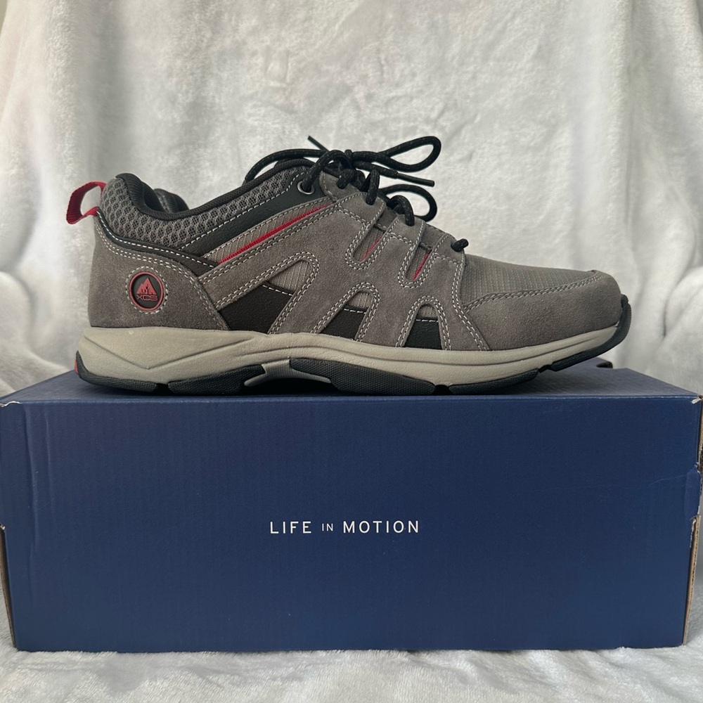 NWT Rockport Gray & Black Athletic Shoes with Red Accents